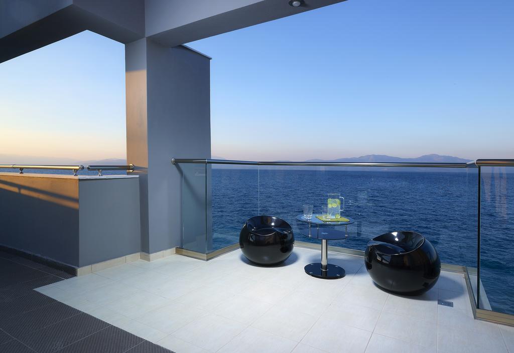 Arion Hotel Xylokastro Exterior photo